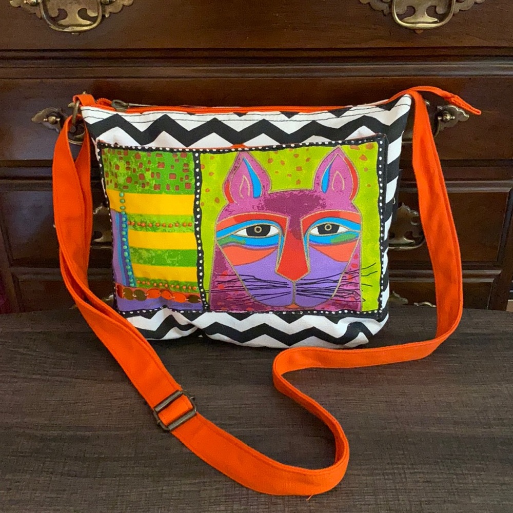 *NWOT* Artist Laurel Burch - Cat Purse